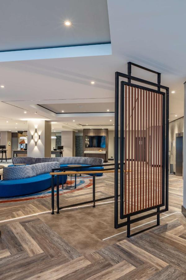 Radisson Blu Hotel ארפורט מראה חיצוני תמונה