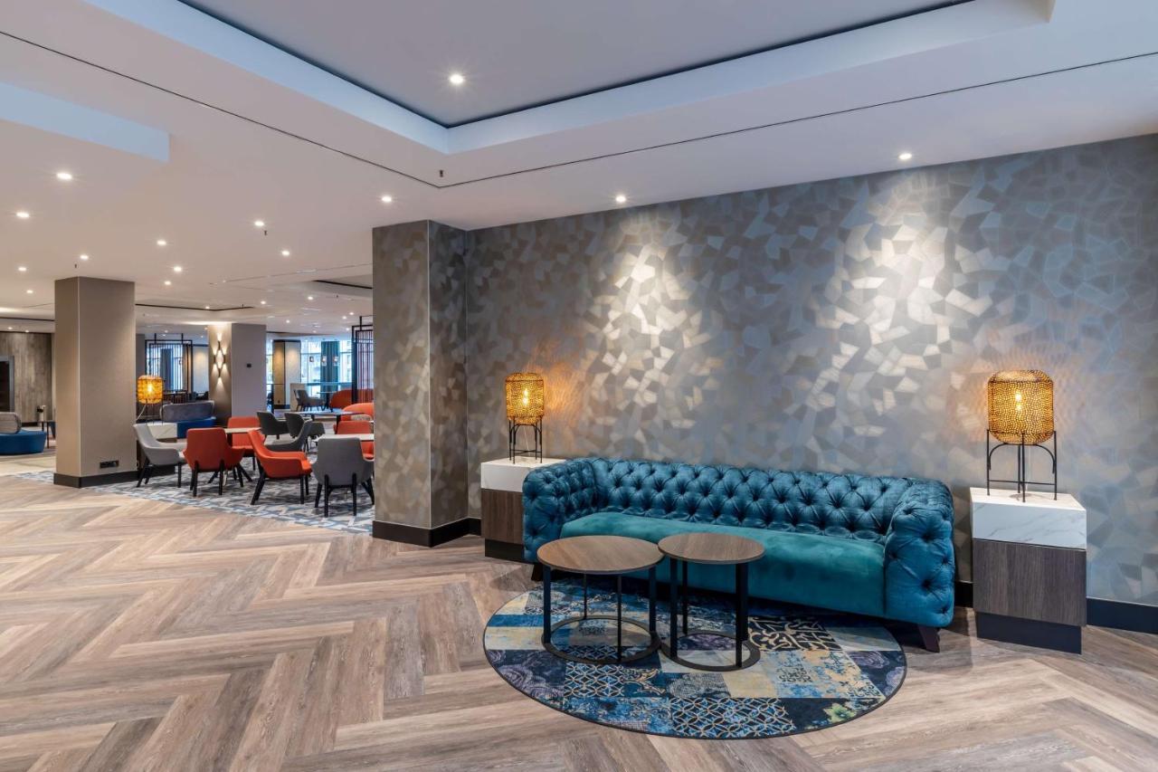 Radisson Blu Hotel ארפורט מראה חיצוני תמונה