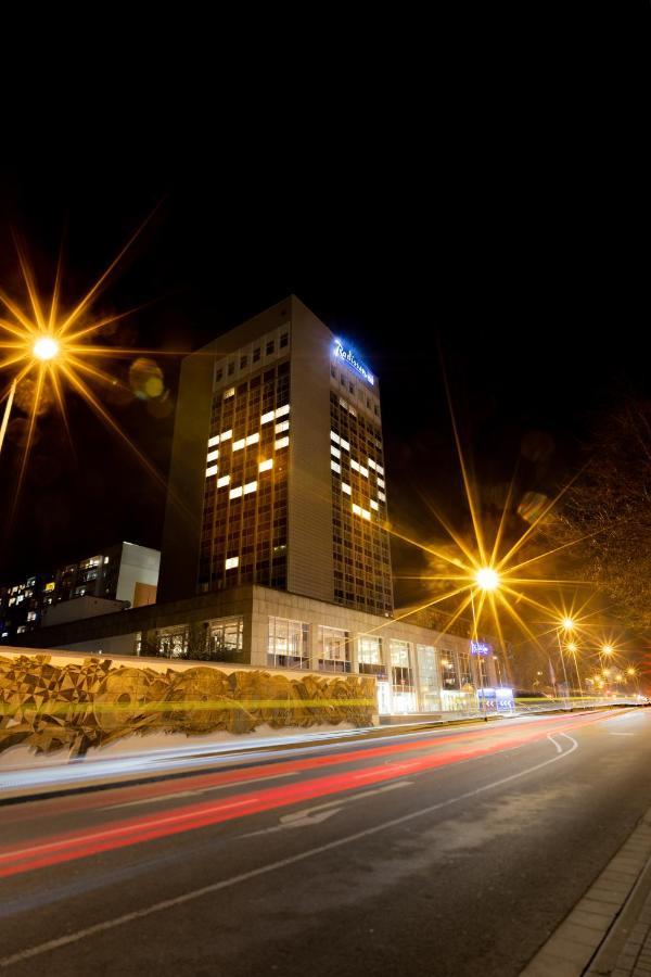 Radisson Blu Hotel ארפורט מראה חיצוני תמונה