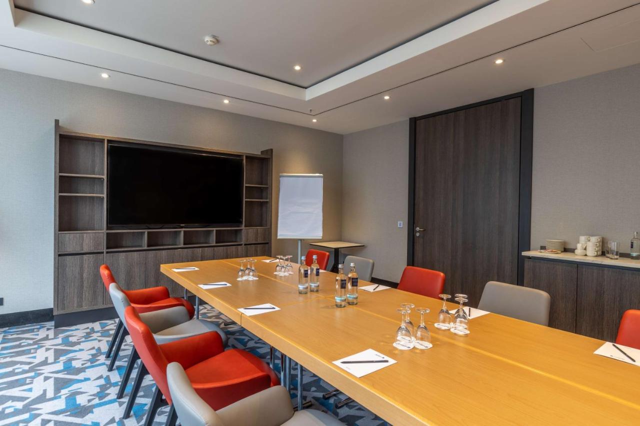 Radisson Blu Hotel ארפורט מראה חיצוני תמונה